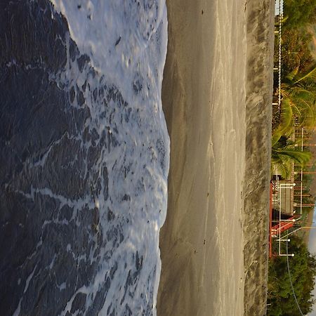 Rama International Beach Resort Botolan Kültér fotó